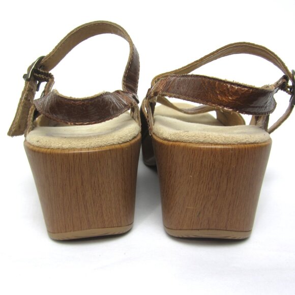 Dansko Serafina Sandals Size 39 8.5 9 Brown Crinkled Patent Leather Toffee - Picture 8 of 12